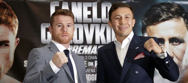 Головкин мен Канело Головкин мен Канело - Sputnik Қазақстан