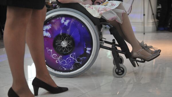 Архивное фото инвалидной коляски участницы конкурса красоты среди женщин с ограниченными возможностями - Sputnik Қазақстан