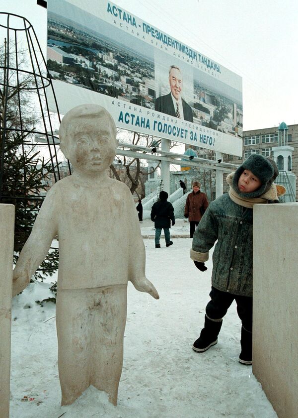 Жители столицы Казахстана, 1999 год Жители столицы Казахстана, 1999 год - Sputnik Казахстан