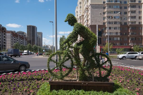 Зеленые инсталляции в Астане - Sputnik Казахстан