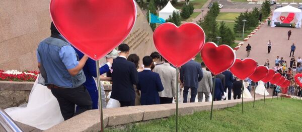 Церемония массового бракосочетания в Астане - Sputnik Казахстан