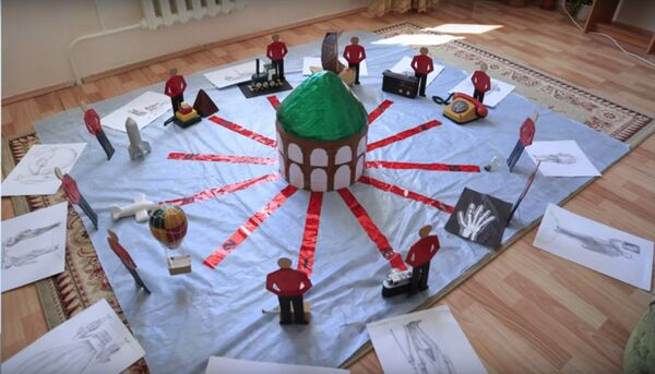 Макет памятника 12 известным людям - Sputnik Казахстан