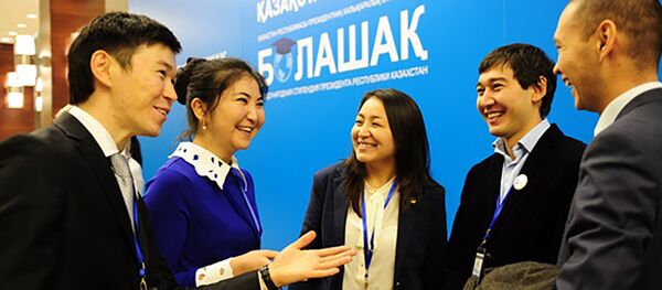 Прием документов от претендентов на получение международной стипендии Болашак проходит с 15 августа по 14 октября 2016 года Прием документов от претендентов на получение международной стипендии Болашак проходит с 15 августа по 14 октября 2016 года - Sputnik Казахстан