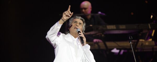 Концерт Тото Кутуньо - Sputnik Казахстан