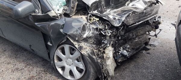 Лобовое столкновение произошло на оживленном перекрестке в Алматы - Sputnik Казахстан