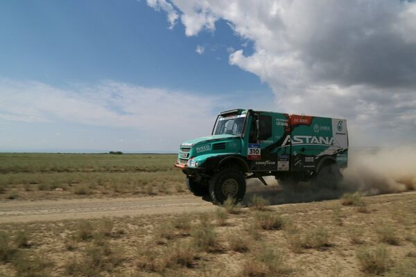 Седьмой этап ралли Шелковый путь Седьмой этап ралли Шелковый путь - Sputnik Казахстан