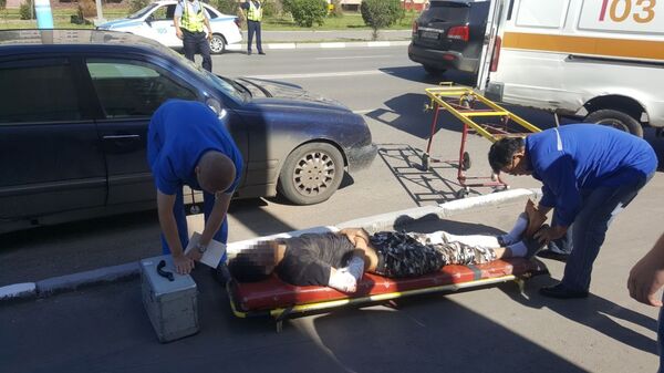 Мерседес сбил пешехода в Петропавловске - Sputnik Казахстан