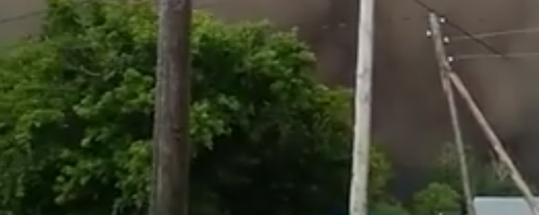 Ураган в Усть-Каменогорске Ураган в Усть-Каменогорске - Sputnik Казахстан