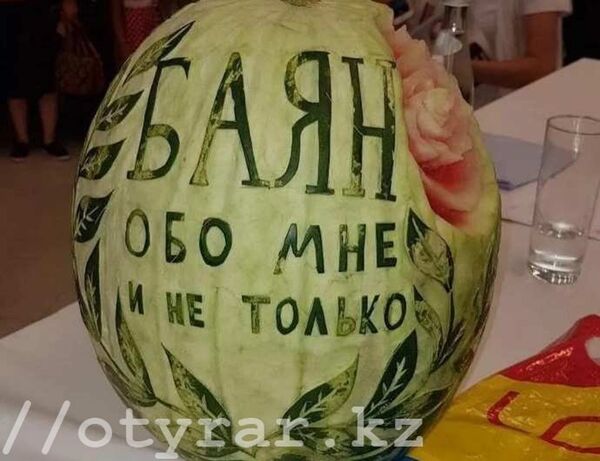 Арбуз в технике карвинг - Sputnik Казахстан