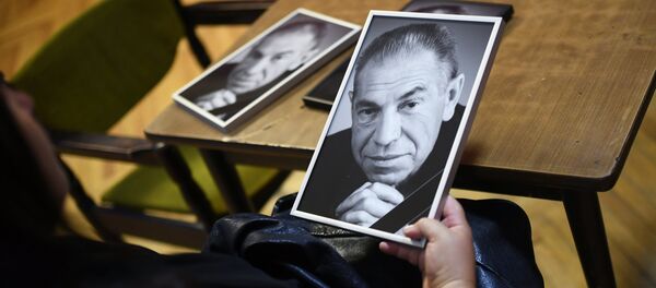 Прощание с актером Владимиром Толоконниковым в московском Доме кино Прощание с актером Владимиром Толоконниковым в московском Доме кино - Sputnik Казахстан