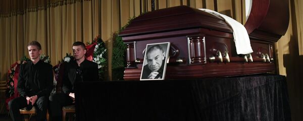 Сыновья актера Владимира Толоконникова Родион (слева) и Иннокентий Толоконниковы - Sputnik Казахстан