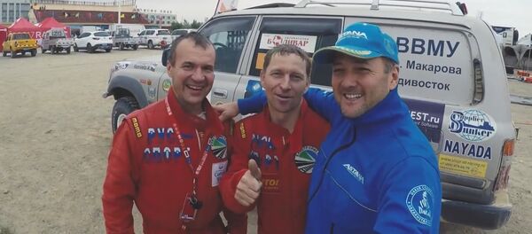 Ардавичус встретил группу Звери на ралли Шелковый путь - Sputnik Казахстан