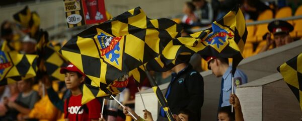 Қайрат клубының жанкүйерлері Қайрат клубының жанкүйерлері - Sputnik Қазақстан