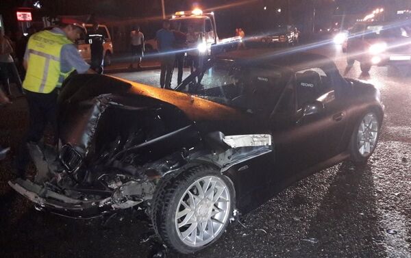 Машина скорой помощи перевернулась на Рыскулова - Емцова после столкновения с BMW - Sputnik Казахстан