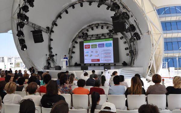 На ЭКСПО-2017 в Астане представили послов международного женского павильона EXPOWOMEN, который будет открыт на всемирной выставке Dubai EXPO-2020 - Sputnik Казахстан