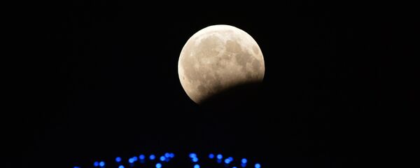 Лунное затмение - Sputnik Казахстан