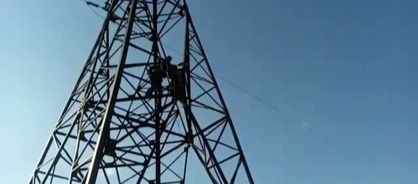 Солтүстік Қазақстанда селфи жасау үшін бағанаға шыққан жасөспірімді тоқ соқты Солтүстік Қазақстанда селфи жасау үшін бағанаға шыққан жасөспірімді тоқ соқты - Sputnik Қазақстан