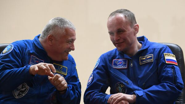 Федор Юрчихин (слева) и Сергей Рязанский - Sputnik Казахстан