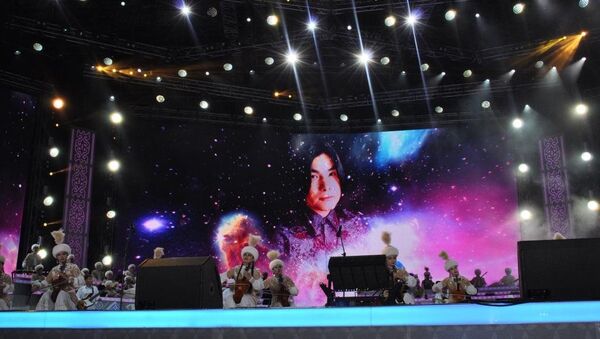 Концерт памяти Батырхана Шукенова в Астане - Sputnik Казахстан