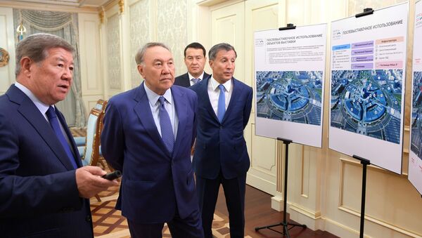 Назарбаев обсудил с Есимовым выставку ЭКСПО - Sputnik Казахстан