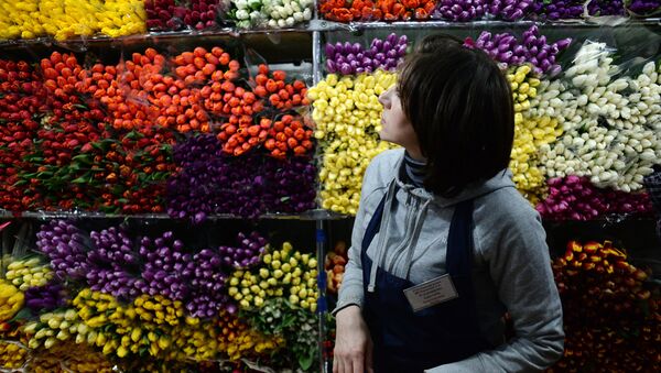 Продажа цветов, архивное фото - Sputnik Казахстан