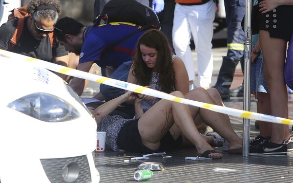 Пострадавшие во время теракта в Барселоне - Sputnik Казахстан