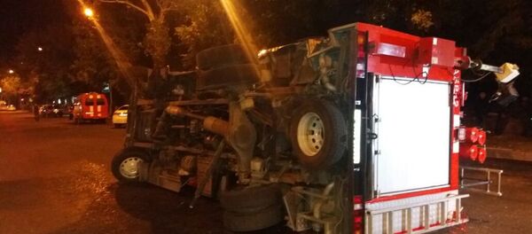 Өрт сөндіруші көлік аударылды - Sputnik Қазақстан