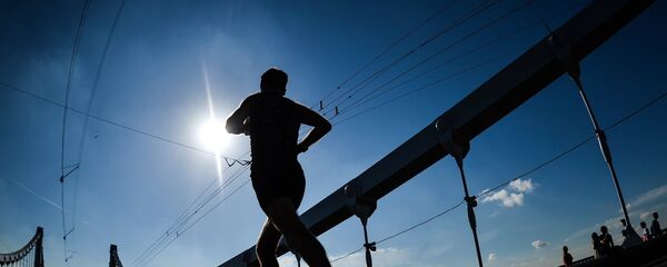 Участники на дистанции марафона, архивное фото - Sputnik Казахстан