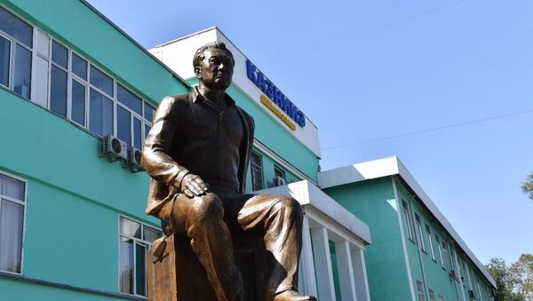 Памятник Шафику Чокину - Sputnik Казахстан