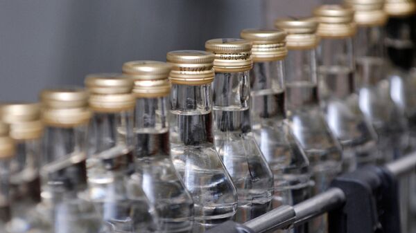 Бутылки, алкоголь. Архивное фото - Sputnik Казахстан