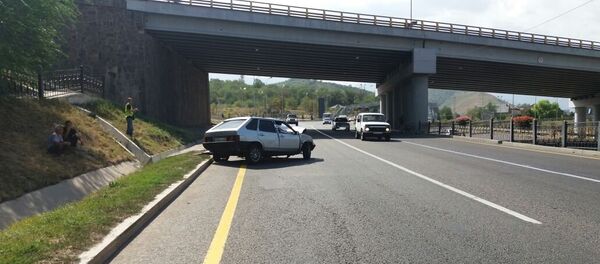 ВАЗ-2109 врезался в опору моста на ВОАД ВАЗ-2109 врезался в опору моста на ВОАД - Sputnik Казахстан