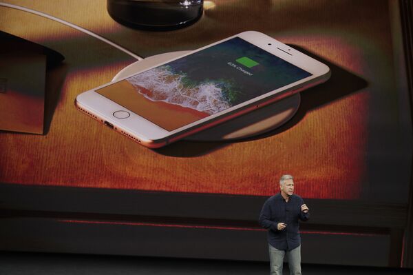 Презентация новых возможностей iPhone 8 - Sputnik Казахстан