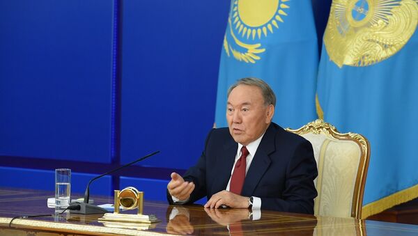 Назарбаев рассказал анекдот про идеального мужчину - Sputnik Казахстан
