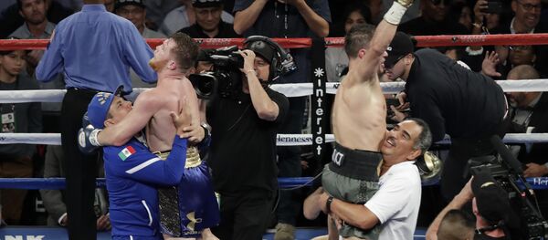 Сауль Канело Альварес - Геннадий Головкин жекпе-жегі - Sputnik Қазақстан