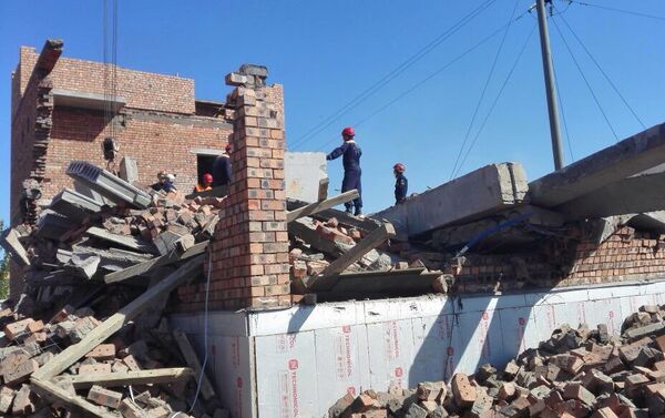 Перекрытие и стена обрушились в строящемся доме в Астане - Sputnik Казахстан