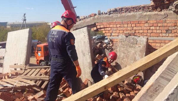 Перекрытие и стена обрушились в строящемся доме в Астане - Sputnik Қазақстан