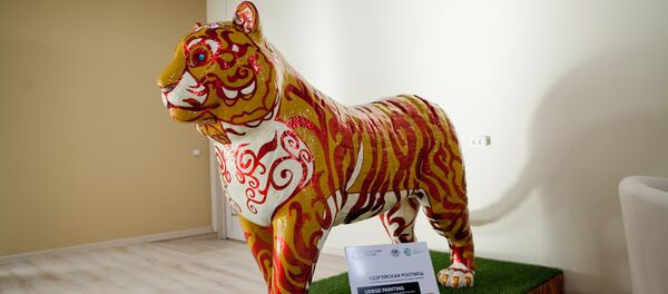 Экспонат павильона России на ЭКСПО-2017 - фигура тигра Адыгея - Sputnik Казахстан