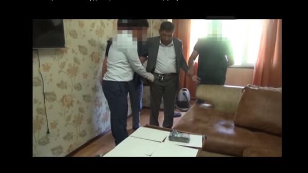 Замруководителя областного управления занятости ЮКО задержали за взятку - Sputnik Казахстан