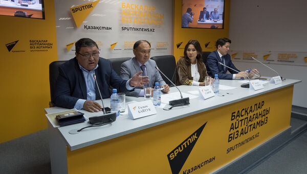 Пресс-конференция, посвященная переходу казахского языка на латинский алфавит - Sputnik Казахстан