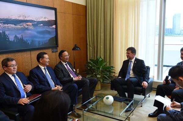 Председатель Генеральной Ассамблеи ООН Мирослав Лайчак на встрече с министром иностранных дел Казахстана Кайратом Абдрахмановым 19 сентября в штаб-квартире ООН в Нью-Йорке Председатель Генеральной Ассамблеи ООН Мирослав Лайчак на встрече с министром иностранных дел Казахстана Кайратом Абдрахмановым 19 сентября в штаб-квартире ООН в Нью-Йорке - Sputnik Казахстан