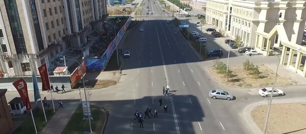 Столичные школьники перебегают дорогу с риском для жизни - Sputnik Казахстан