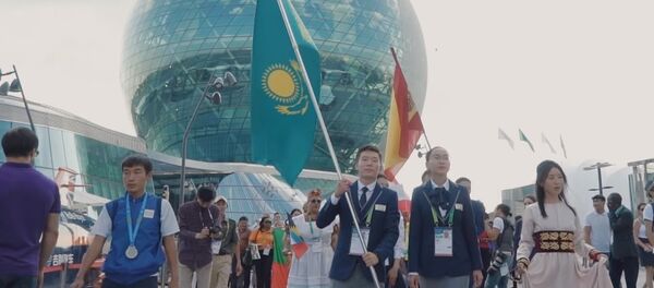 Авторы ролика HAPPY рассказали о съемках клипа - Sputnik Казахстан