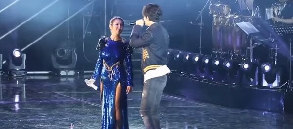 Димаш Құдайберген КоКо Лимен бірге ән шырқады - Sputnik Қазақстан