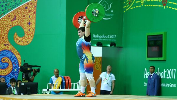Казахстанская тяжелоатлетка Александра Аборнева - Sputnik Казахстан