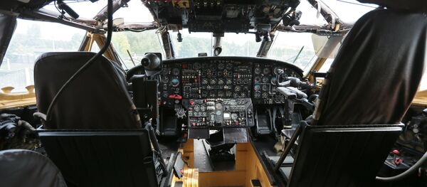 Салон самолета, архивное фото Салон самолета, архивное фото - Sputnik Казахстан