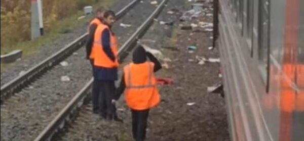 Ресейде автобус пен пойыз соқтығысқан жерде түсірілген видео - Sputnik Қазақстан