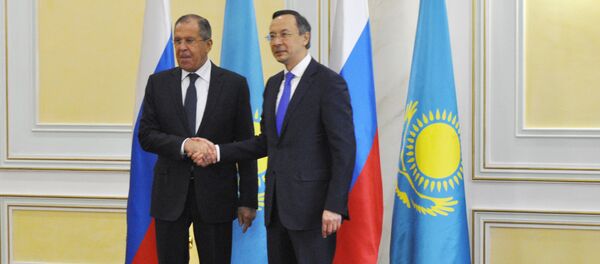 Сергей Лавров и Кайрат Абдрахманов Сергей Лавров и Кайрат Абдрахманов - Sputnik Казахстан