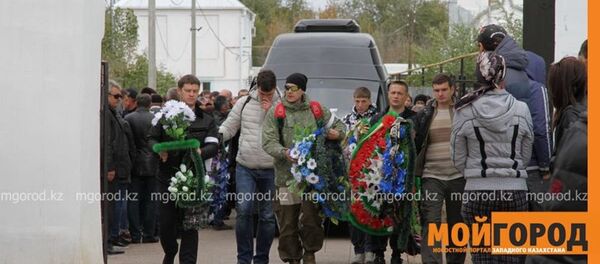 Похороны пилота Евгения Кутафина - Sputnik Казахстан