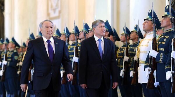 Глава государства Нурсултан Назарбаев встретился с Президентом Кыргызской Республики Алмазбеком Атамбаевым, прибывшим в Казахстан с официальным визитом - Sputnik Казахстан