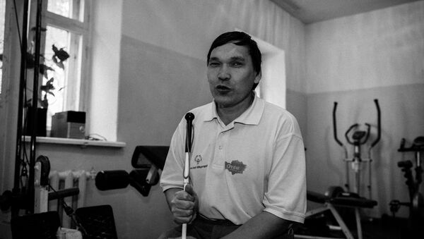 Незрячий массажист Ринат Низаметдинов - Sputnik Казахстан